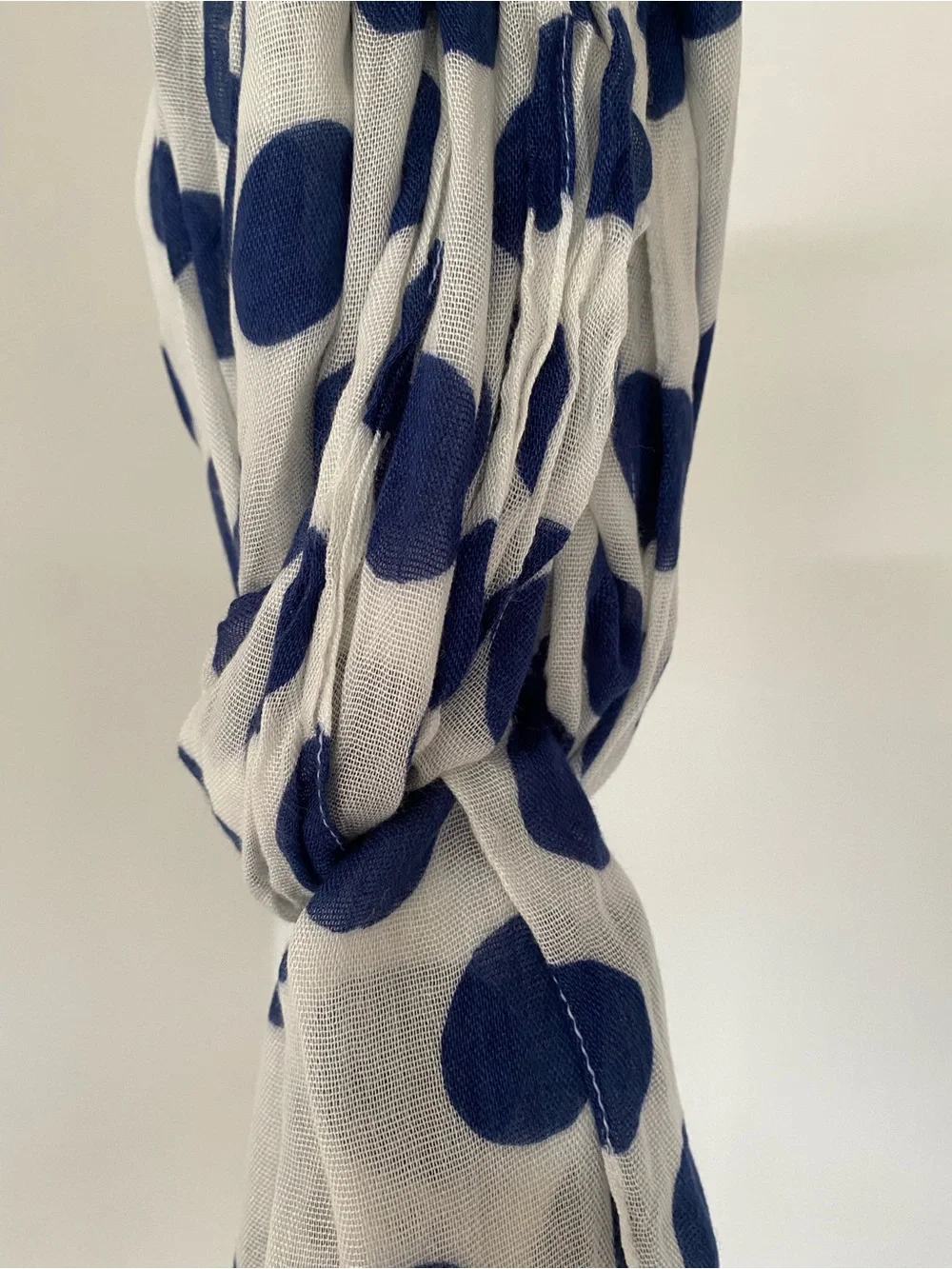 Massimo Dutti lightweight scarf